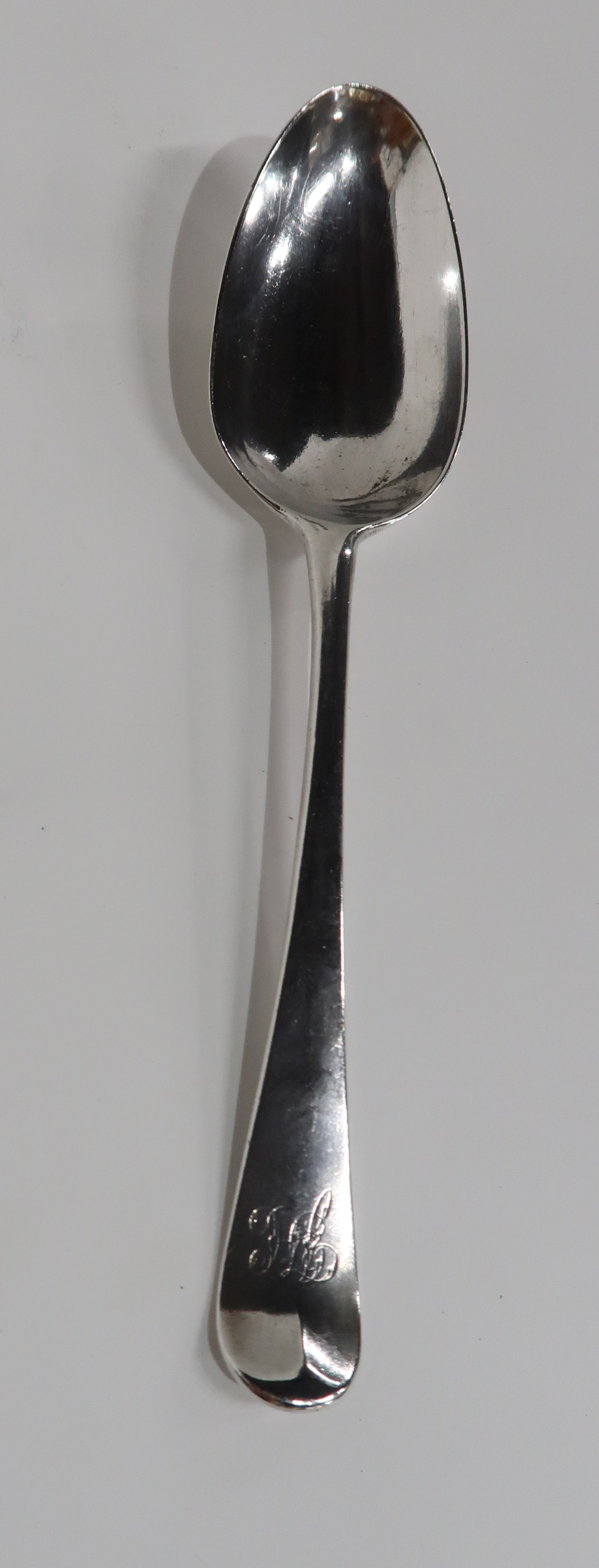 A SILVER TABLE SPOON BY MARY CHAWNER London 1835, with another table spoon and four silver dessert - Image 4 of 8