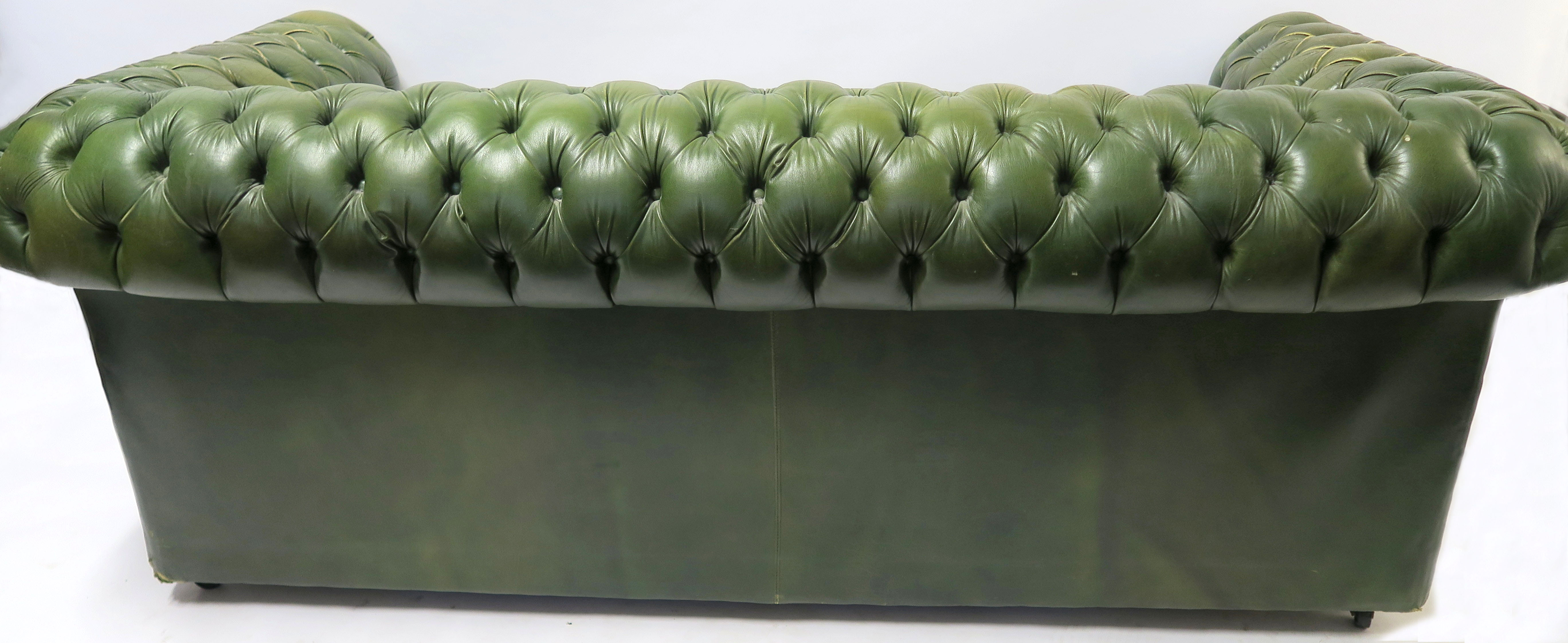 A GREEN LEATHER BUTTON-BACK SETTEE 66cm, high,186cm wide, 85cm deep Condition Report: Available upon - Image 2 of 7