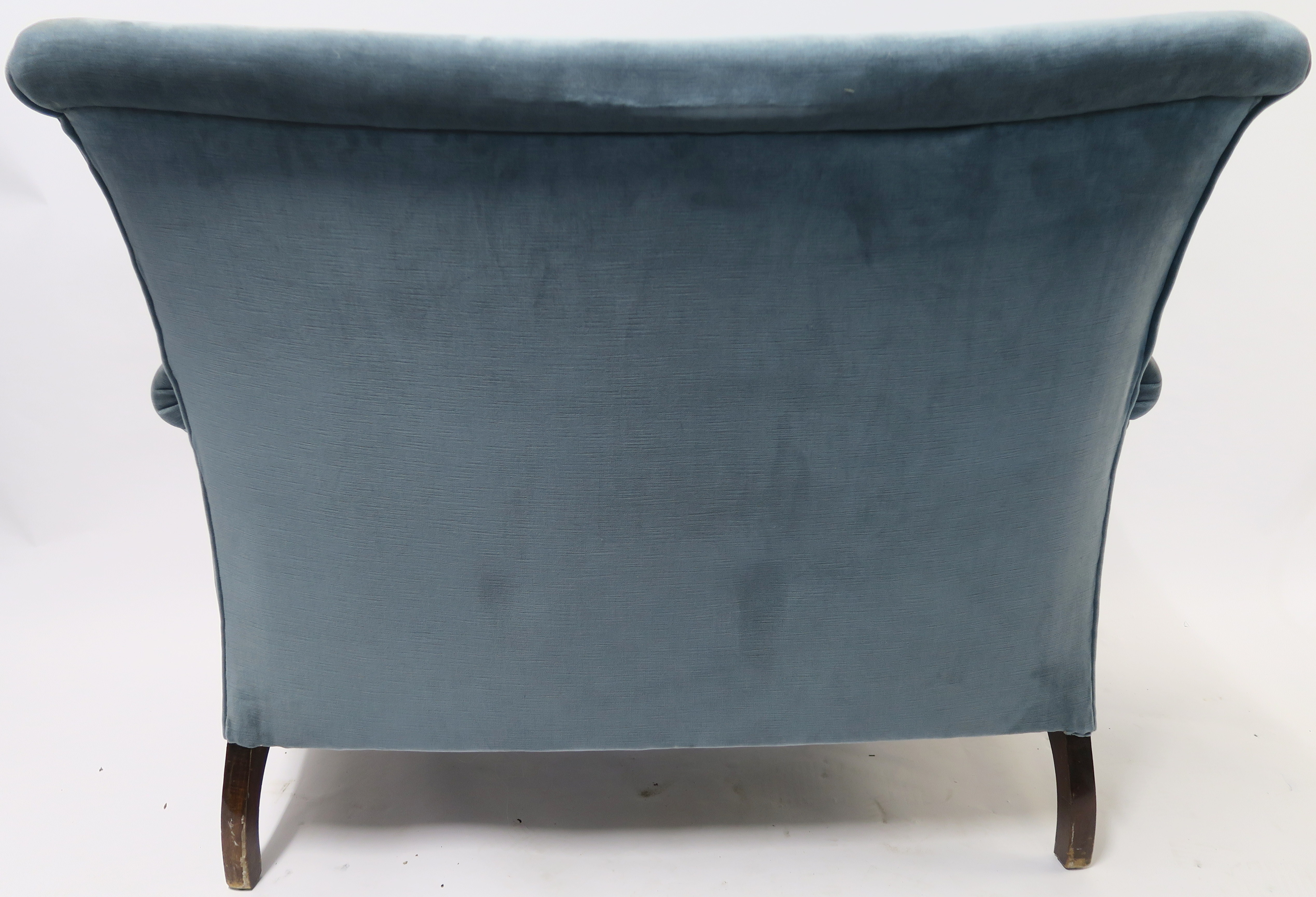 AN EDWARDIAN TWO SEATER SOFA, upholstered in a blue fabric, 102cm high,126cm wide and 80cm deep - Image 5 of 5