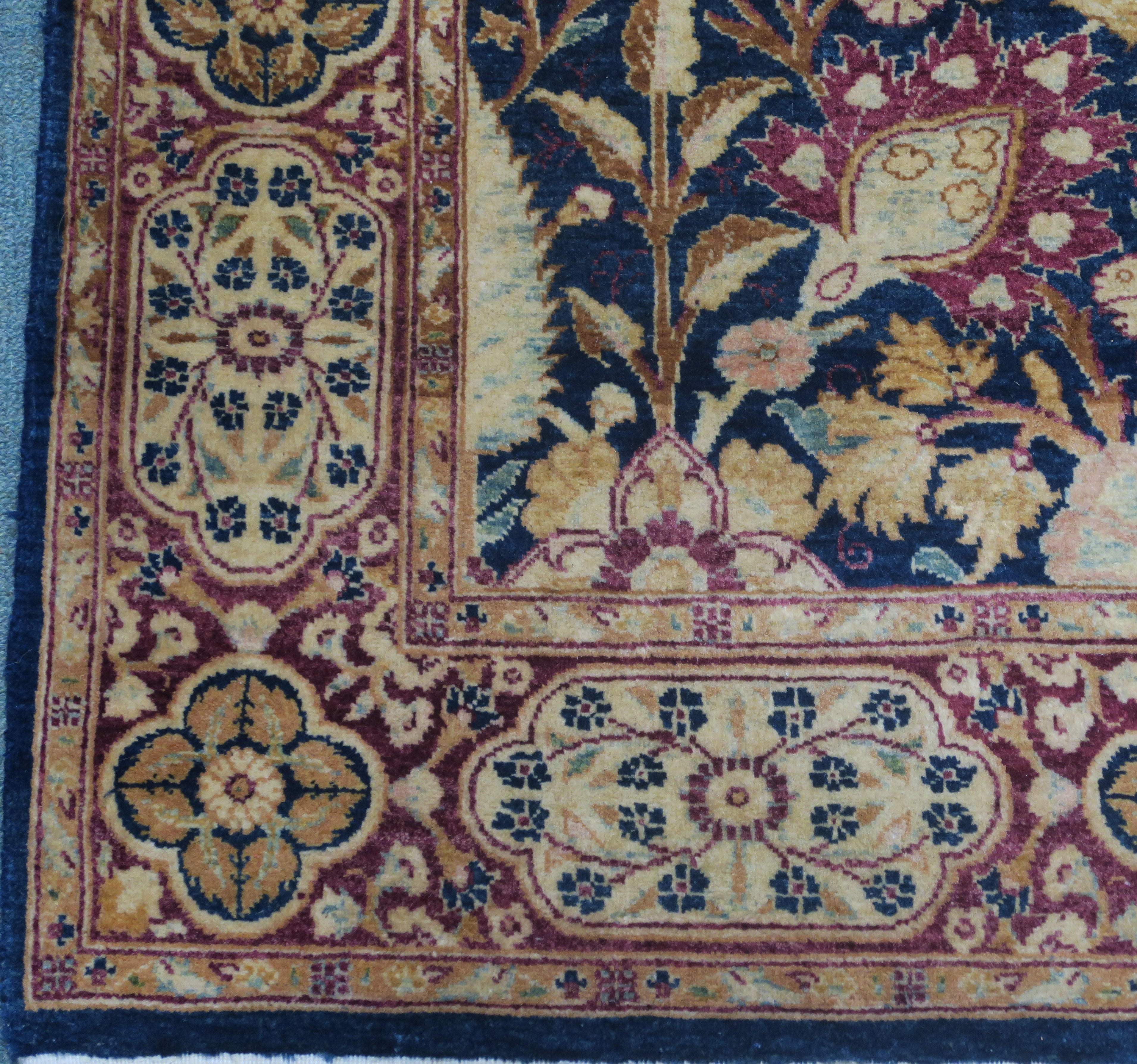 A blue ground Pakistan Fine Garous rug with floral design, 160cm x 93cm Condition Report: - Image 4 of 5