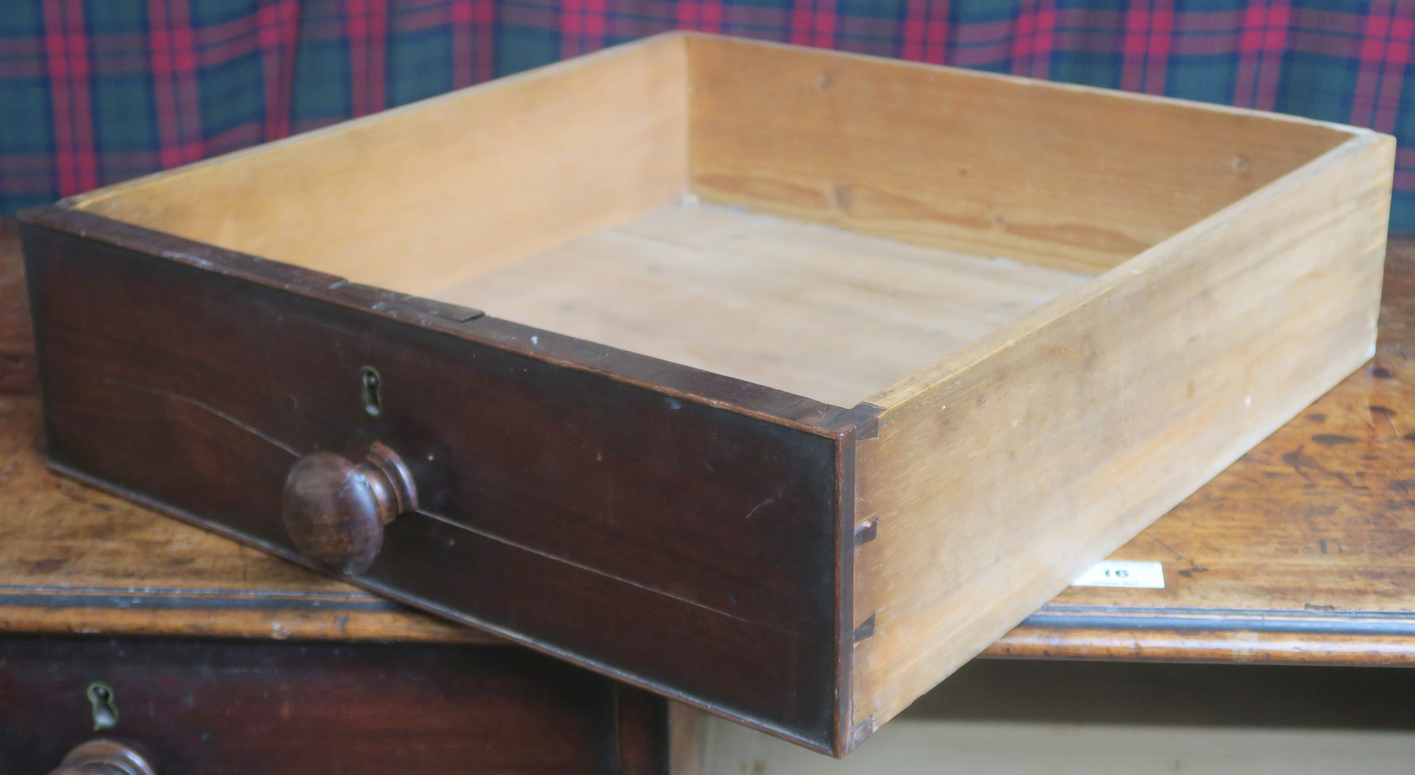 A Georgian mahogany two over three chest with turned handles on bracket feet, 86cm high x 94cm - Image 3 of 3