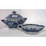 A Chinese export blue and white tureen and cover and a sauce boat Condition Report: