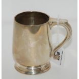 A silver tankard, Birmingham 1941, 9.5cm high, 151gms Condition Report: Available upon request