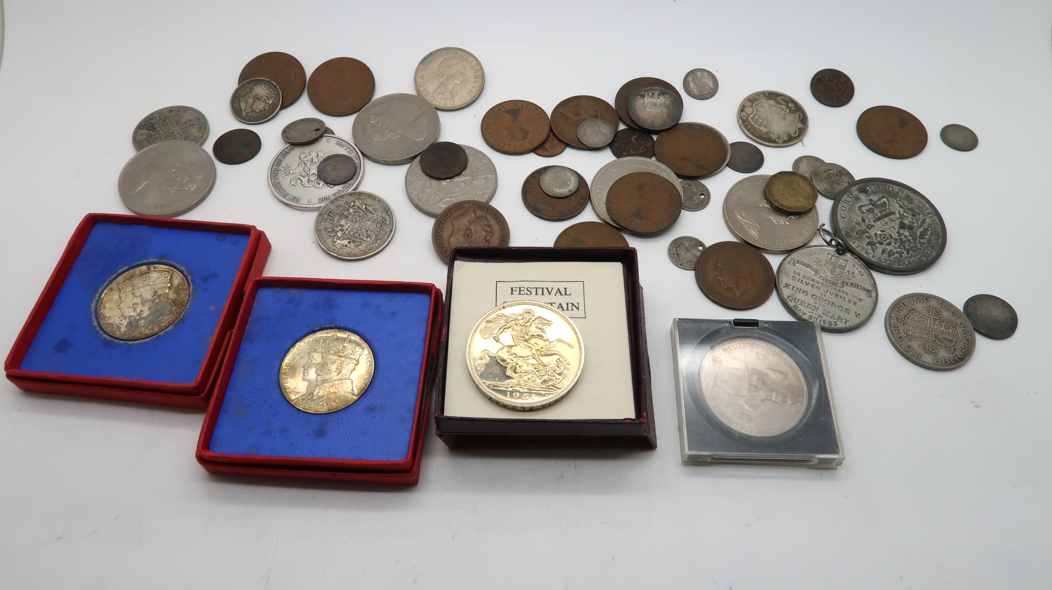 A box of mainly commemorative coins with a small quantity of antique silver coins Condition