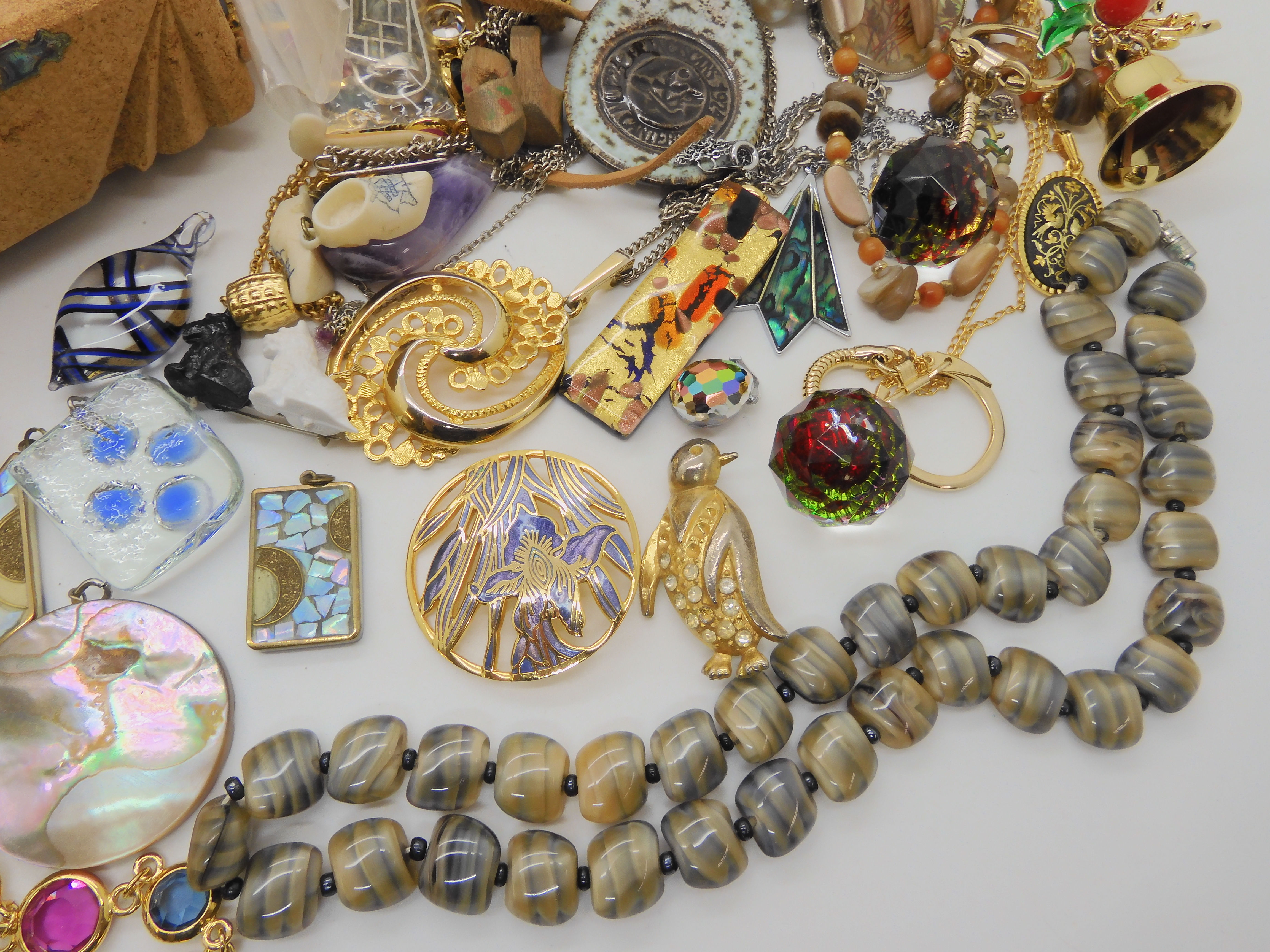 A cork landscape box full of vintage costume jewellery Condition Report: Not available for this lot - Image 5 of 6