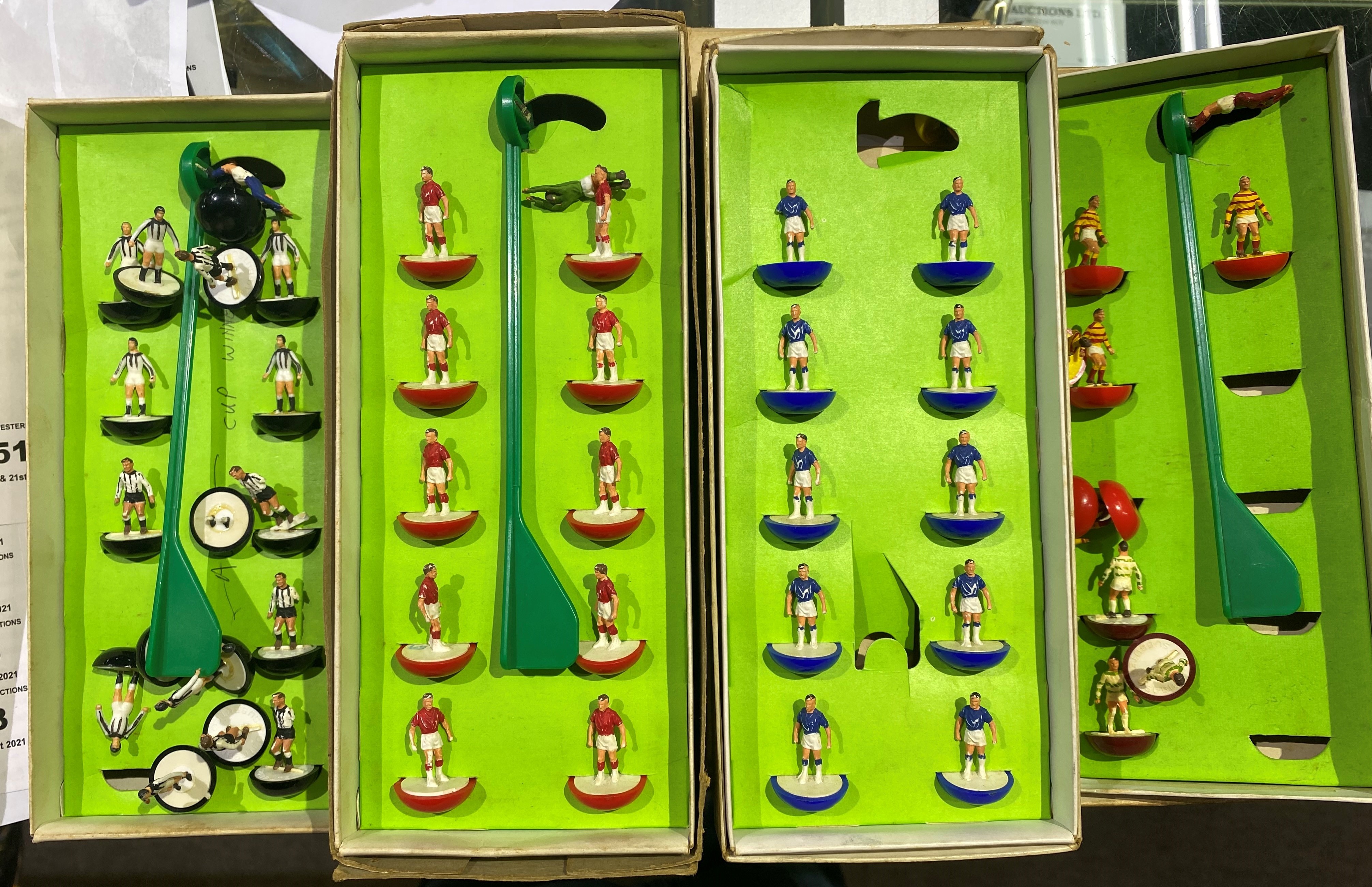 A small collection of Subbuteo teams and accessories (af) etc Condition Report: Available upon - Image 2 of 2