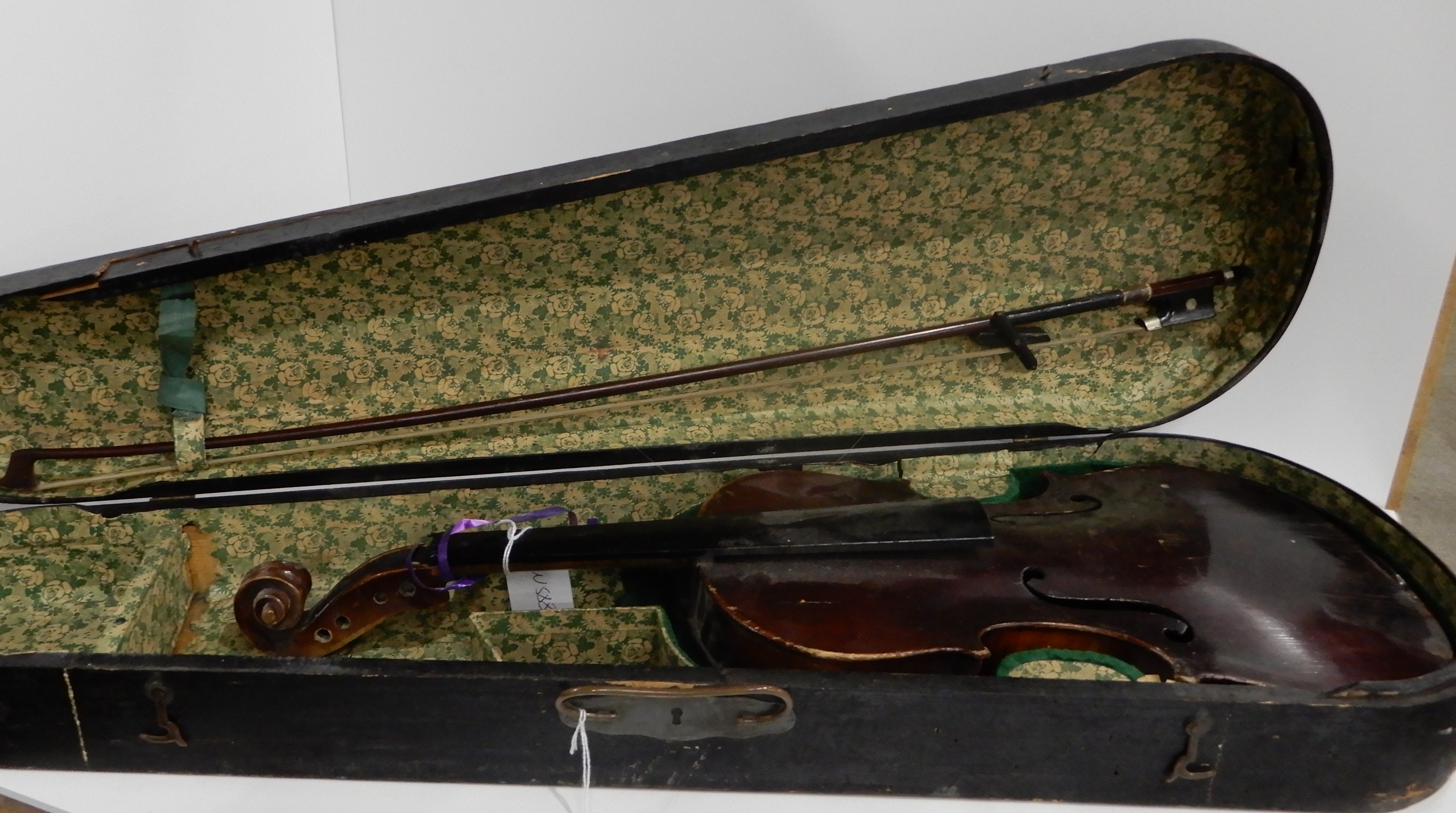 A part violin 35.5cm with a bow 57 gms and case Condition Report: Available upon request - Image 2 of 8
