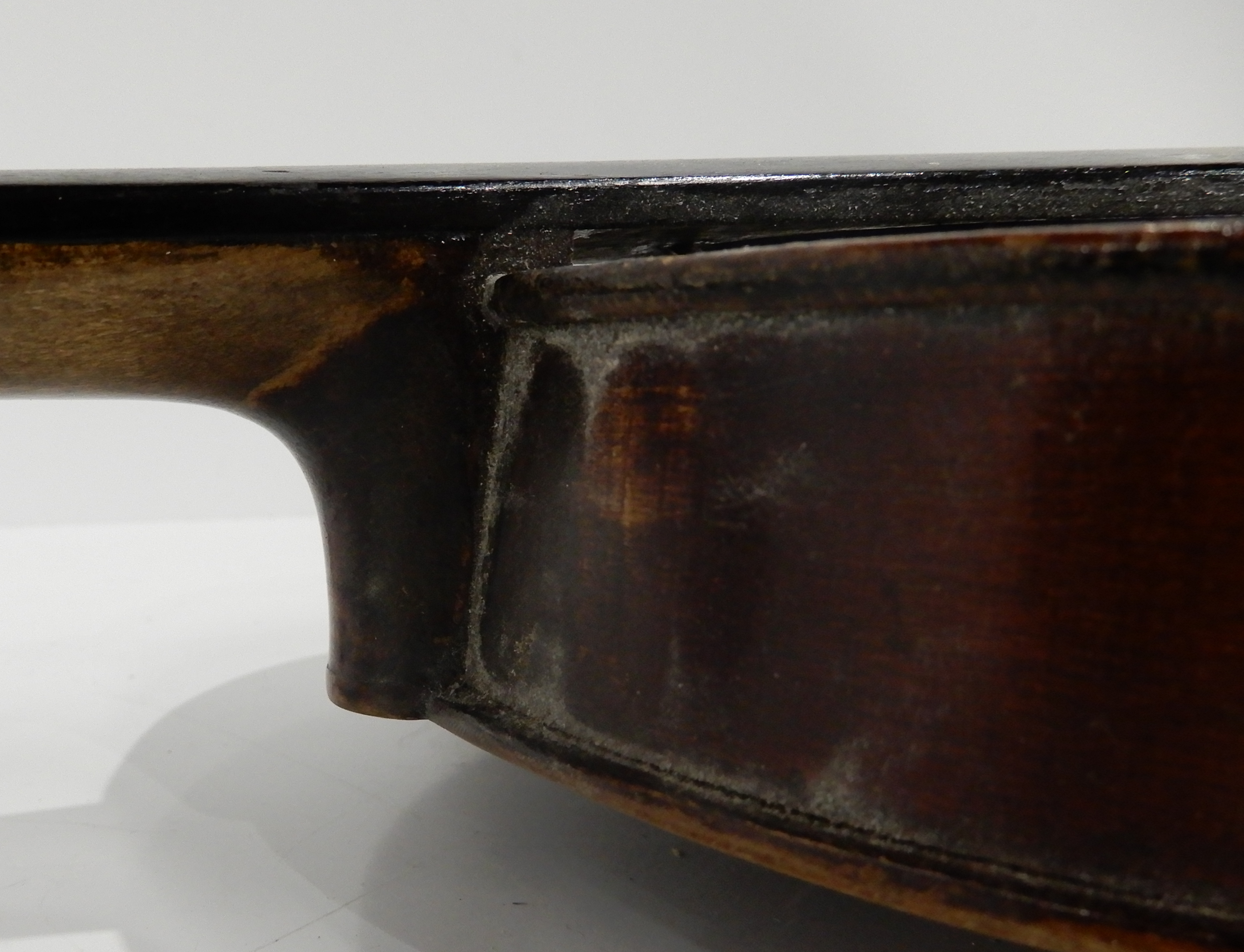 A part violin 35.5cm with a bow 57 gms and case Condition Report: Available upon request - Image 8 of 8