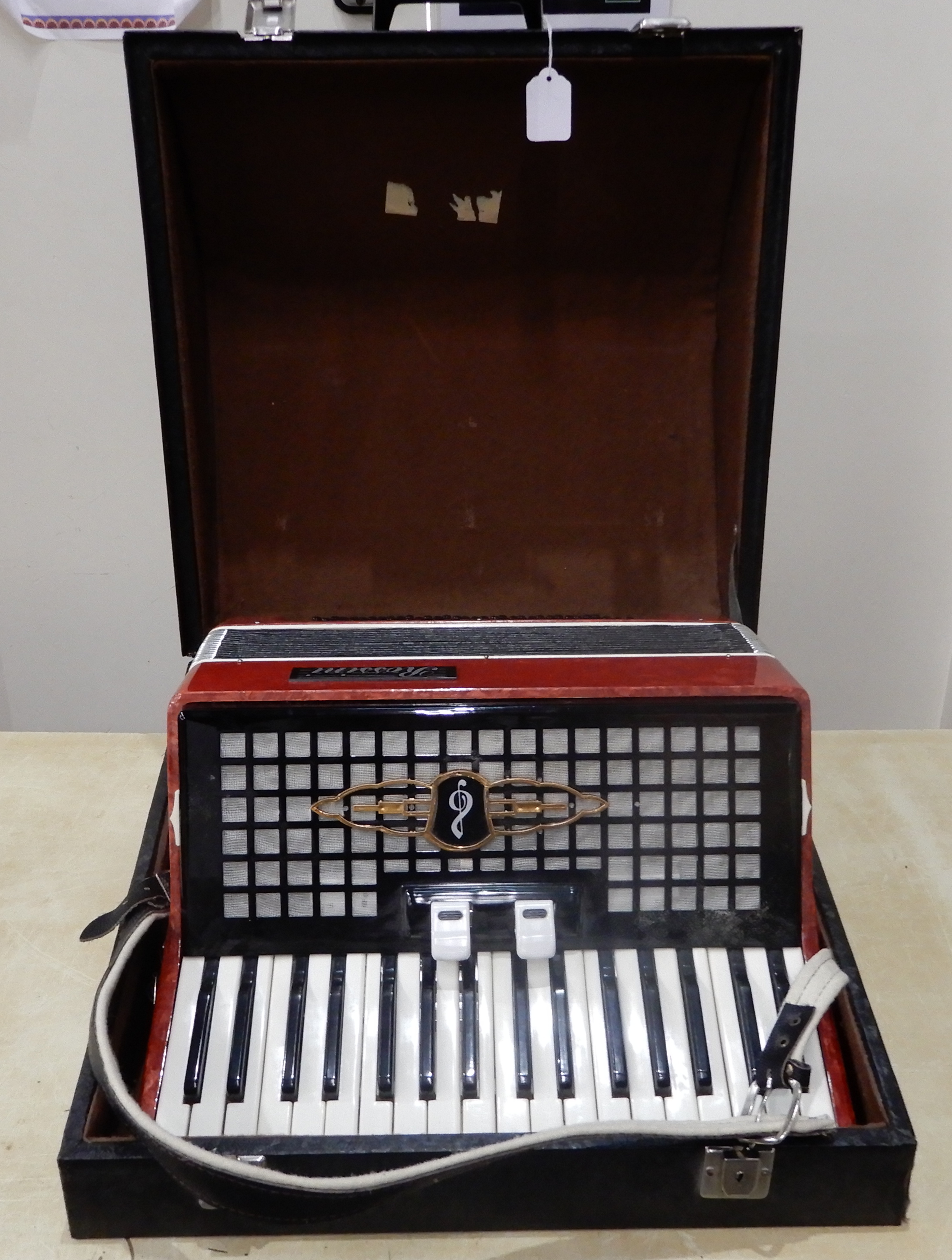 A Rossini Czechoslovakian accordion 34 key 80 bass with a case Condition Report: Available upon - Image 3 of 3