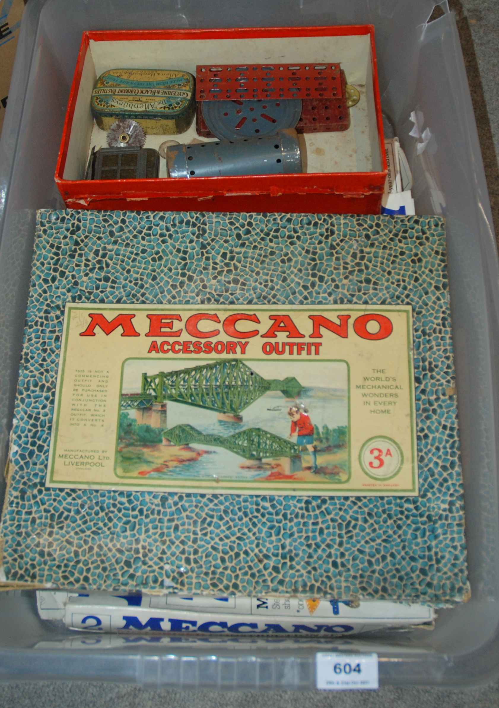 Two boxed Meccano sets, 2A, 3A etc Condition Report: Available upon request - Image 3 of 4