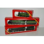 A Hornby R.855 Flying Scotsman, R.099 Silver Fox, various coaches, locos etc Condition Report: