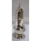 A silver sugar castor London 1910 16 cm high 146 grams Condition Report: Available upon request