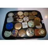 A tray lot of various compacts Condition Report: Available upon request