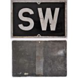 GWR cast iron sign. SW. (Sound Whistle or Short Whistle). Excellent original condition. Measures
