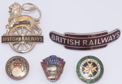 A Lot containing 5 x Railway Badges. Southern Railway St John Ambulance. NUR 30 years service. NUR