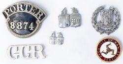 A Lot containing a small collection of badges. LBSCR 8874 PORTER. GCR FORWARD. GCR Block letters.