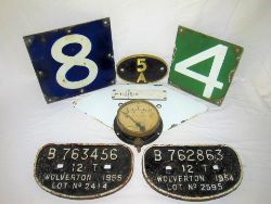 A lot containing various railway items to include 2 x Wagon D plates No B 76346 and B 762863 both 12