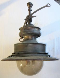 Sugg copper Station Gas Lamp. Complete with operating valve, lever and globe. Good original