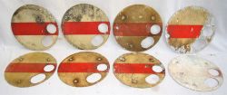 A lot containing 8 x WR aluminium screen printed shunting discs. Original used condition.