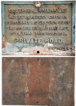 Southern Railway cast iron notice. PRIVATE ROAD in original condition front and back.