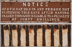 GWR Untitled pre grouping cast iron gate notice. NOTICE BY 8 VIC. CAP. 20.S.75. In completely