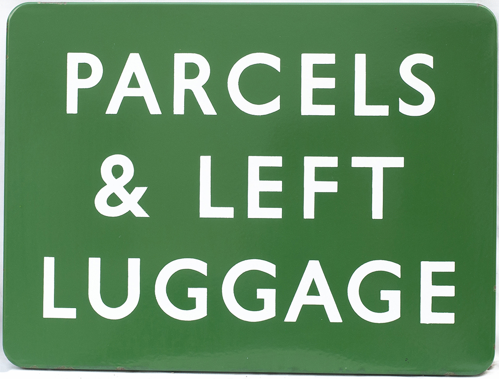 BR(S) FF enamel station sign PARCELS & LEFT LUGGAGE. In excellent condition measures 24in x 18in.