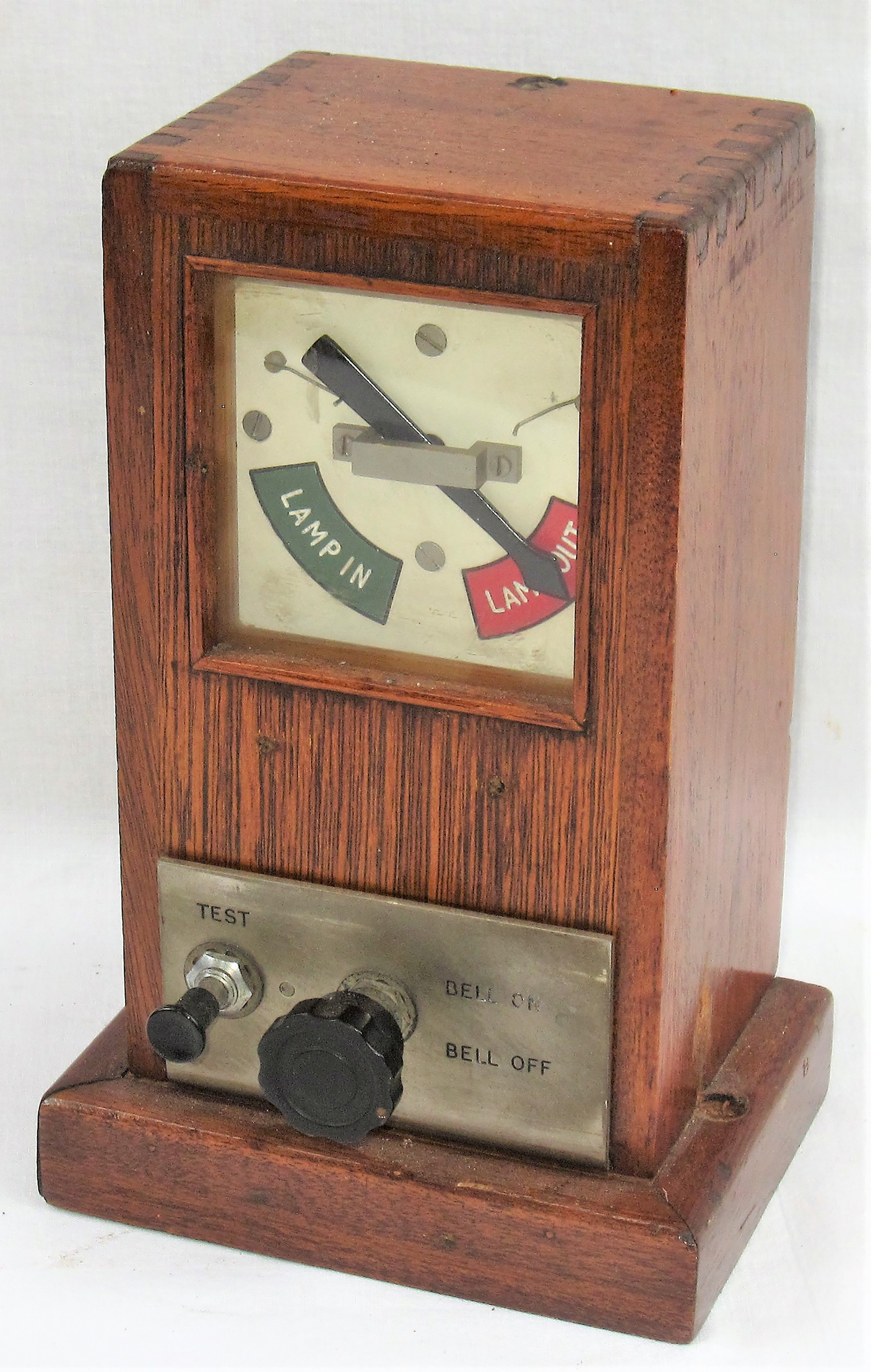 BR (W) 1947 Lamp repeater. In good ex box condition and complete with all associated parts.