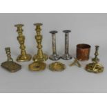 A group of assorted brass and metalware