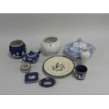 A quantity of mainly British ceramics and glass to include Wedgwood Jasper and other giftware, Royal