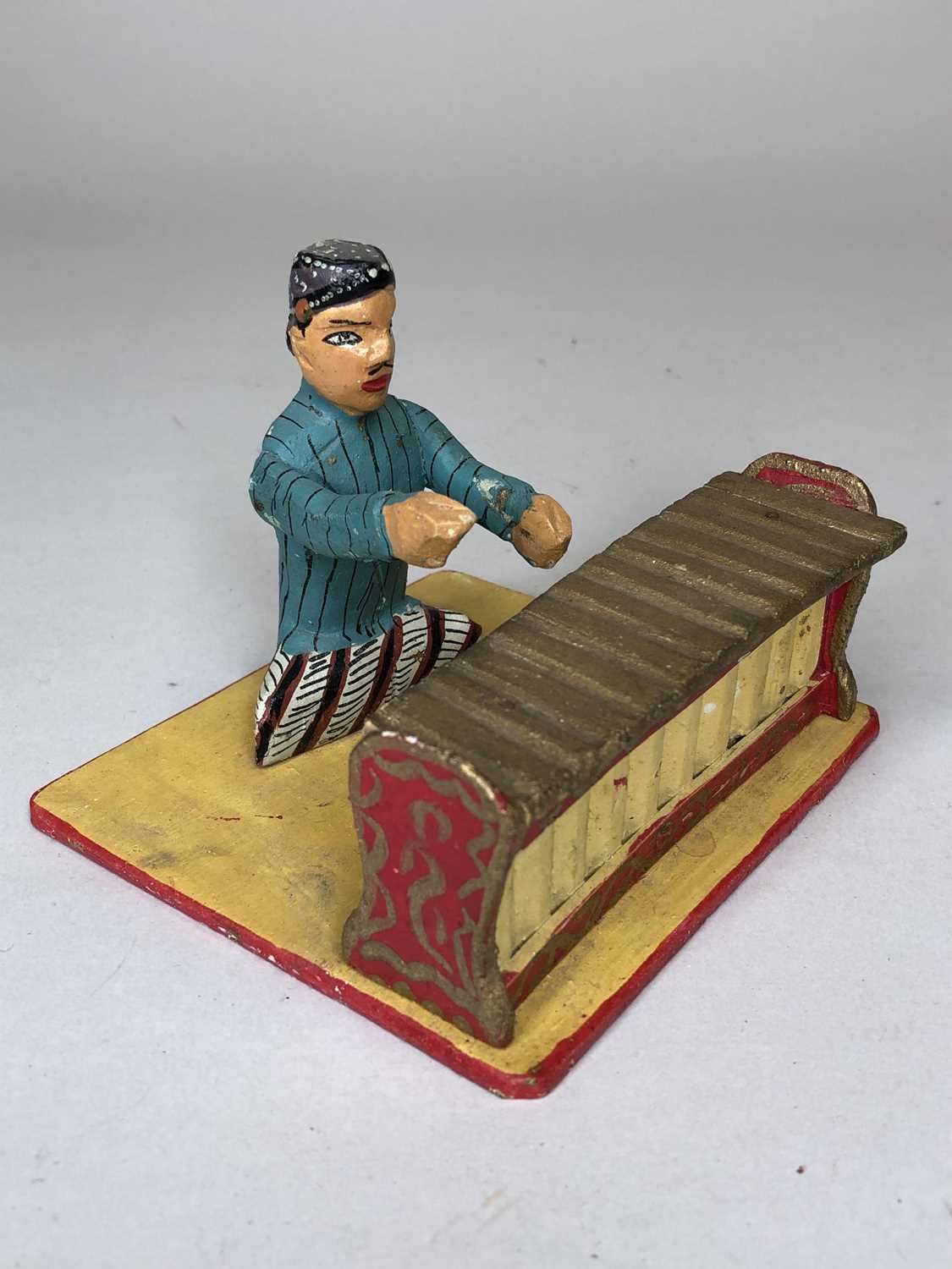 A set of recent vintage painted wood Indonesian Gamelan figures - Image 7 of 12