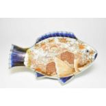 A large Japanese Imari fish platter and another smaller