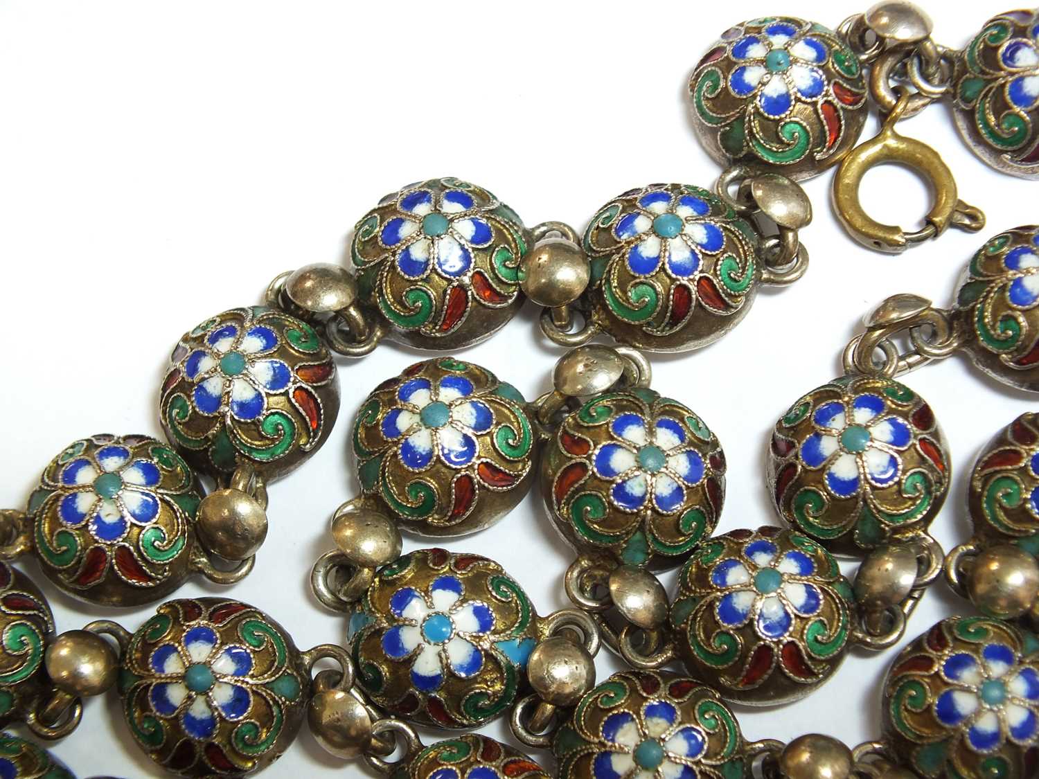 A Russian silver and enamel chain necklace - Image 7 of 15