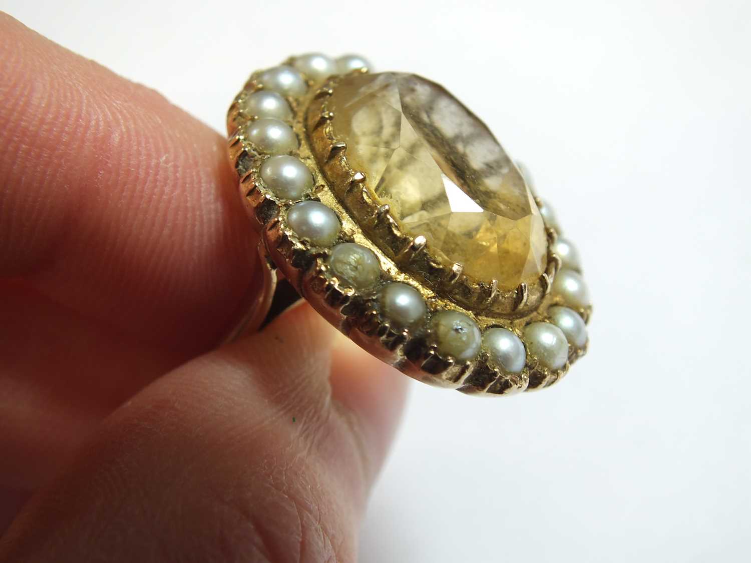 A 9ct gold citrine and split pearl cluster ring - Image 4 of 9