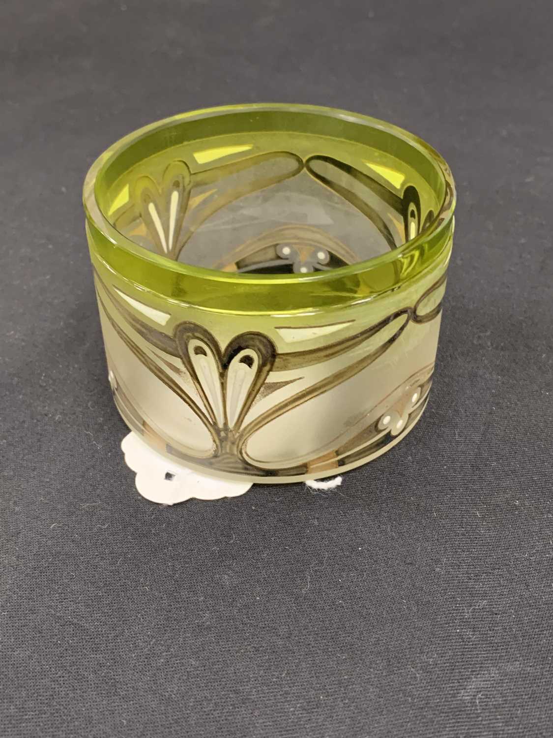 An Art Nouveau silver topped glass dressing table jar - Image 8 of 9