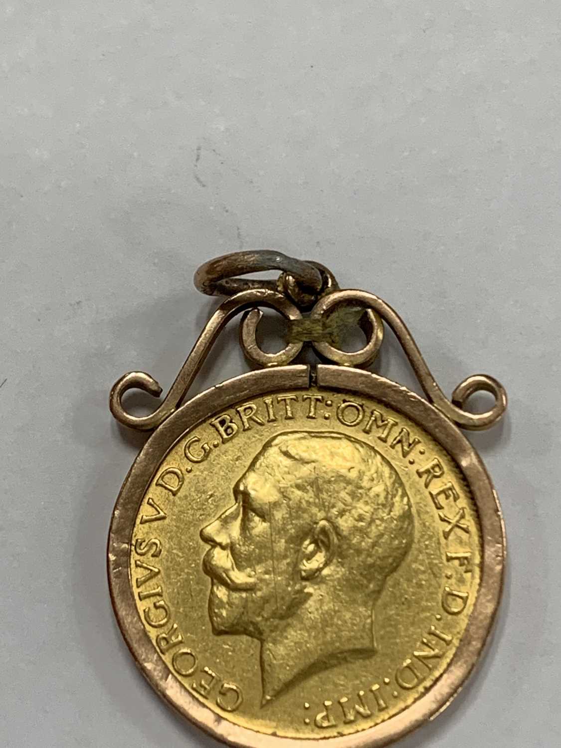A George V sovereign - Image 3 of 5