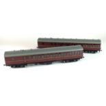 A pair of Darstaed finescale model British railway coaches, boxed (2)