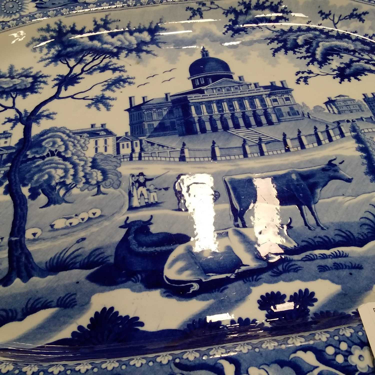 A Rogers blue and white earthenware meat platter, early 19th century - Image 3 of 5