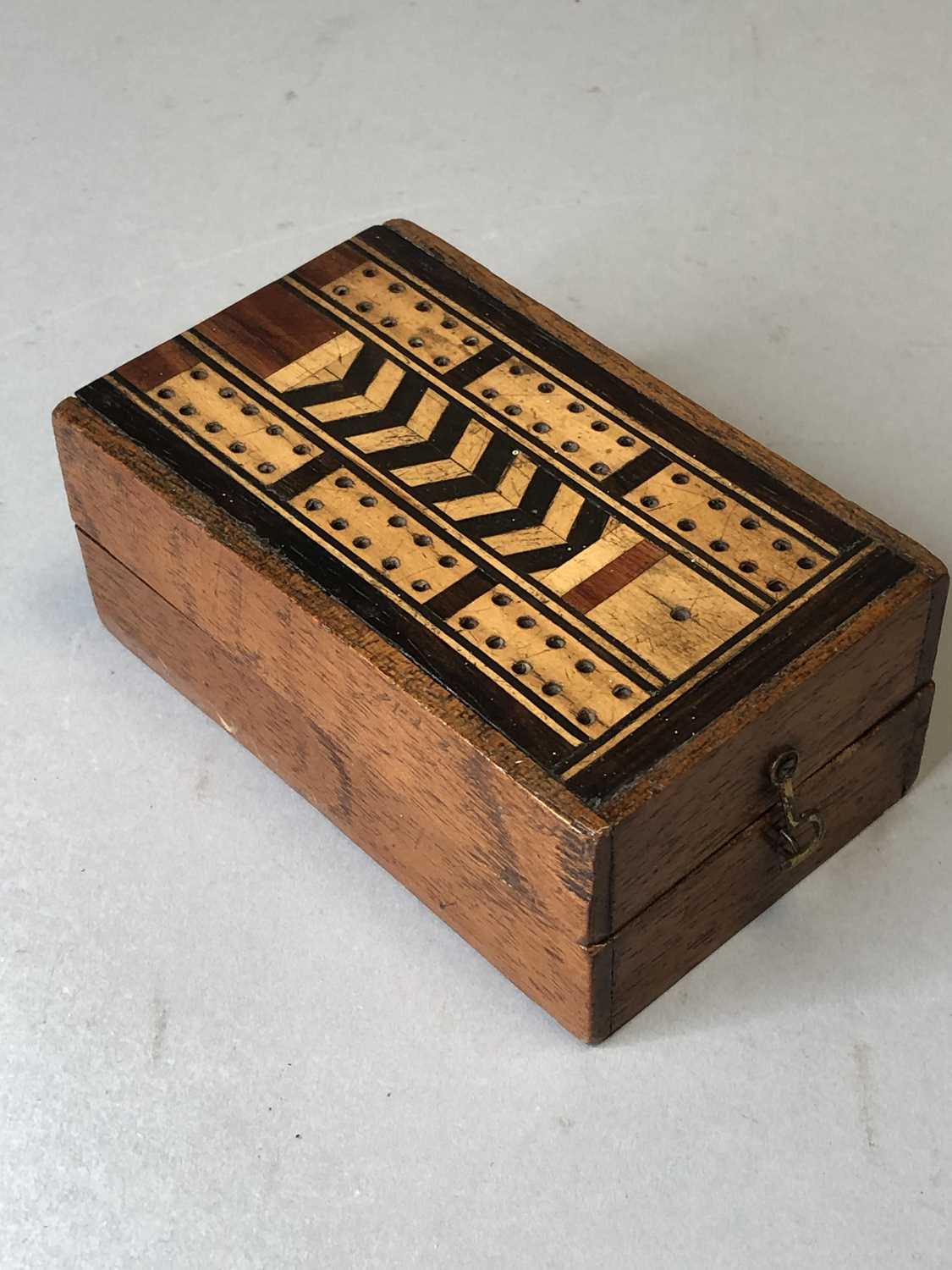 A collection of treen, including a Victorian cotton reel stand and a money box - Image 4 of 7