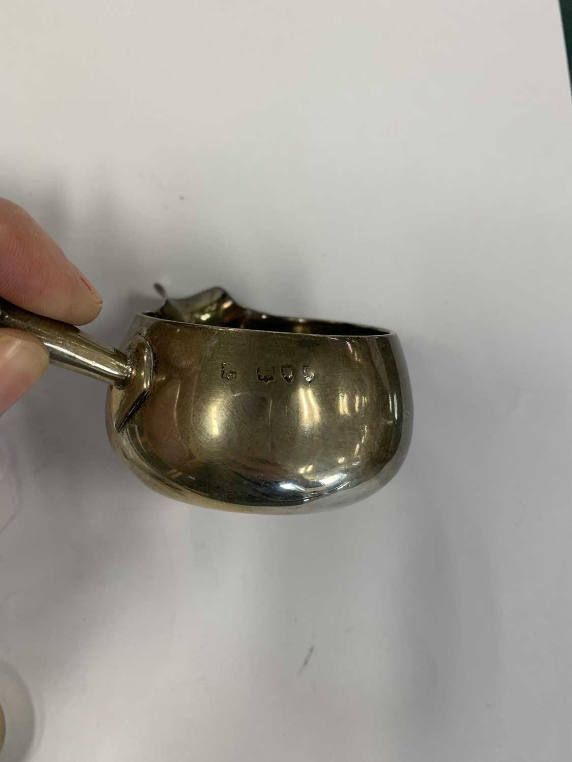 A miniature silver toddy pan on stand - Image 9 of 12