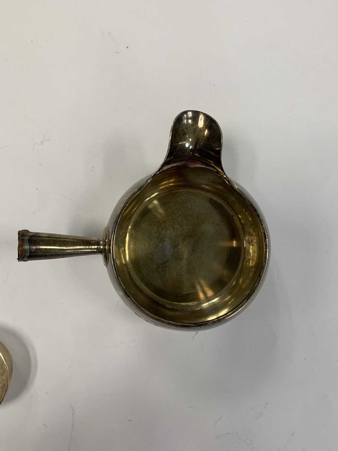 A miniature silver toddy pan on stand - Image 10 of 12