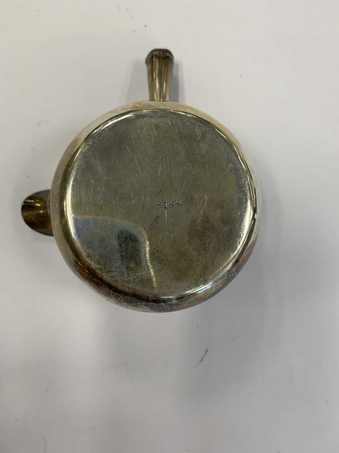 A miniature silver toddy pan on stand - Image 7 of 12