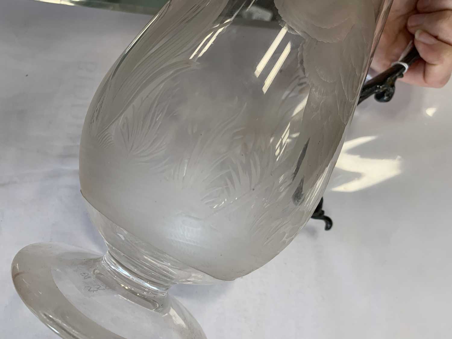 An electroplated mounted glass jug - Image 9 of 9