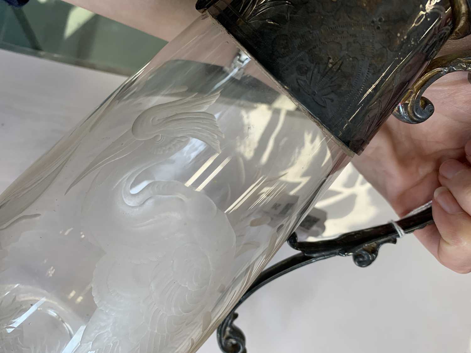 An electroplated mounted glass jug - Image 7 of 9