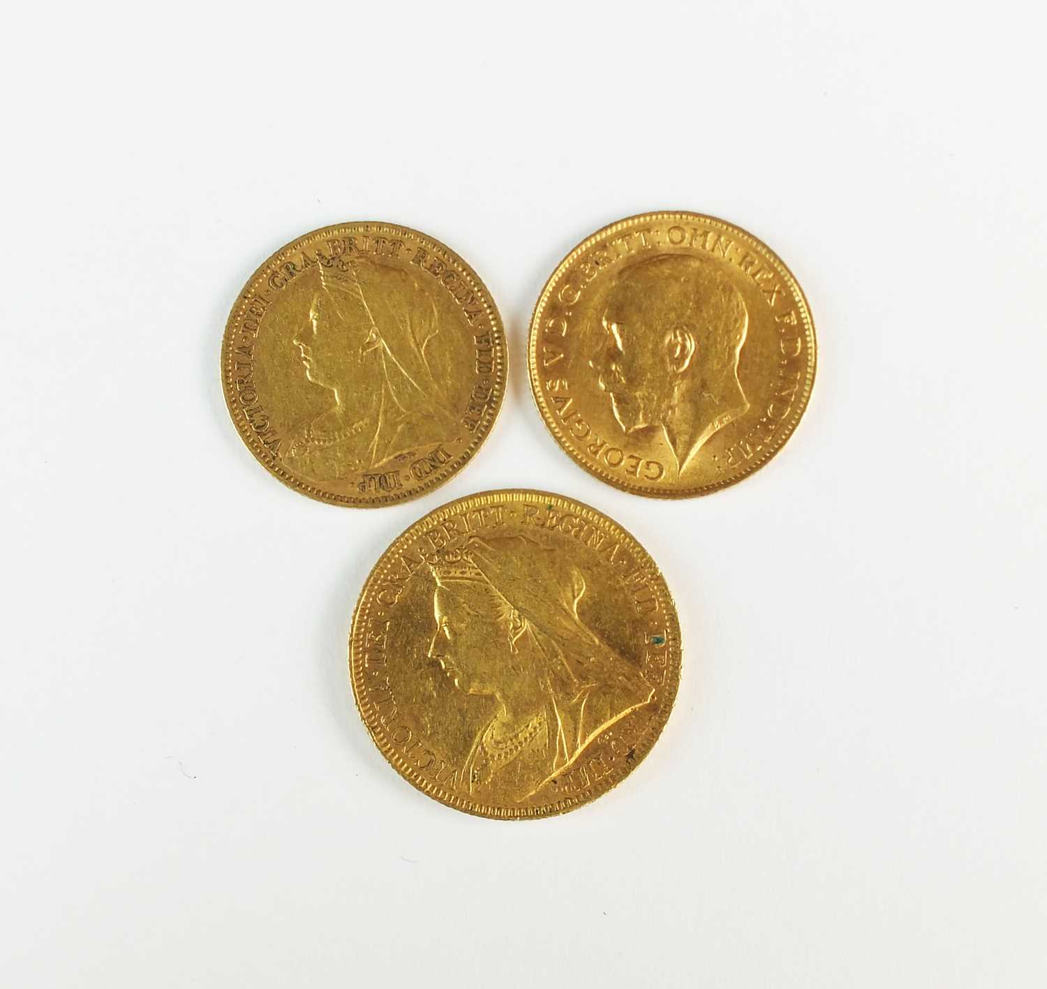 A sovereign and two half sovereigns - Image 2 of 2