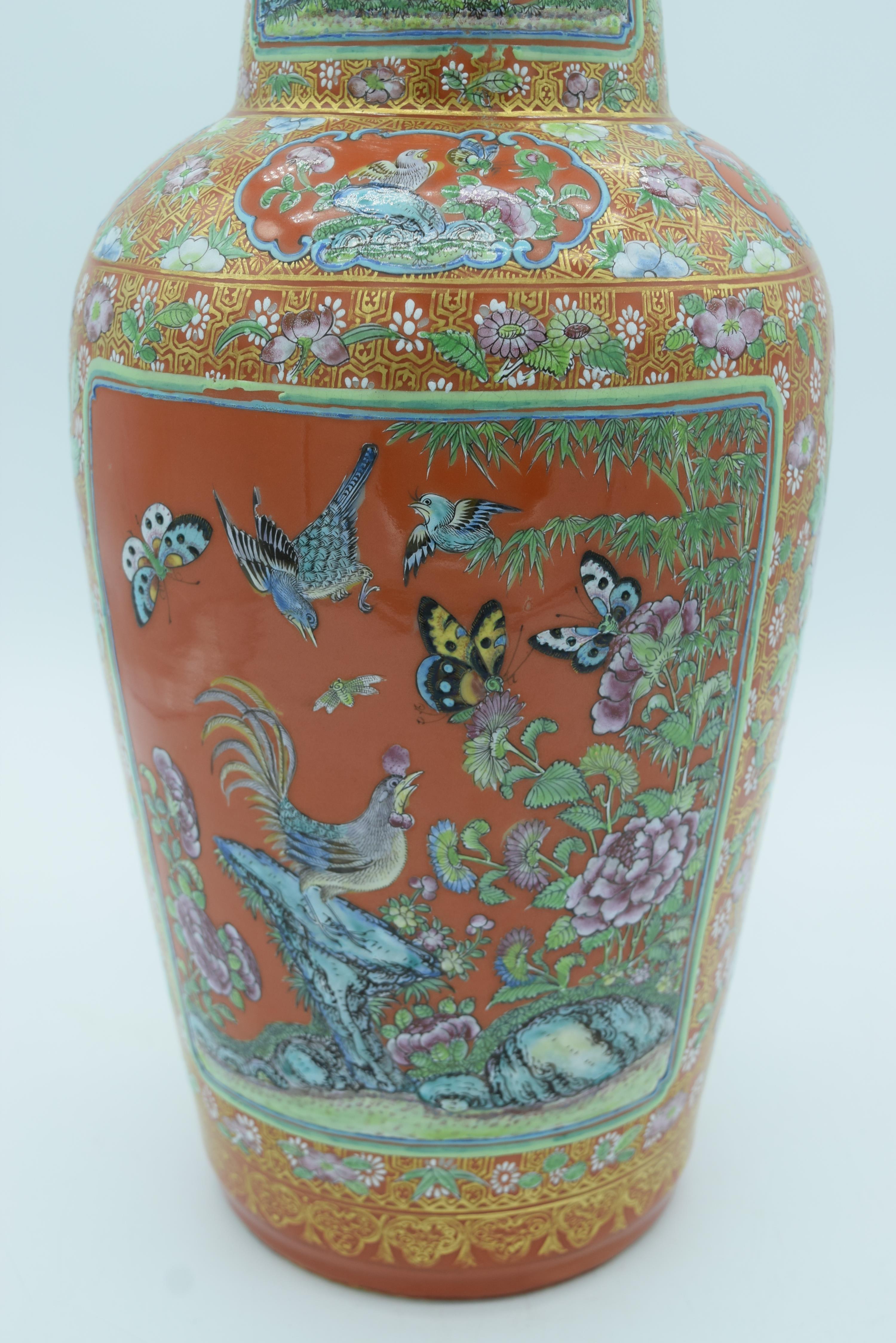 A FINE LARGE PAIR OF 19TH CENTURY CHINESE FAMILLE ROSE PORCELAIN ROULEAU VASES Daoguang, painted wit - Image 19 of 29