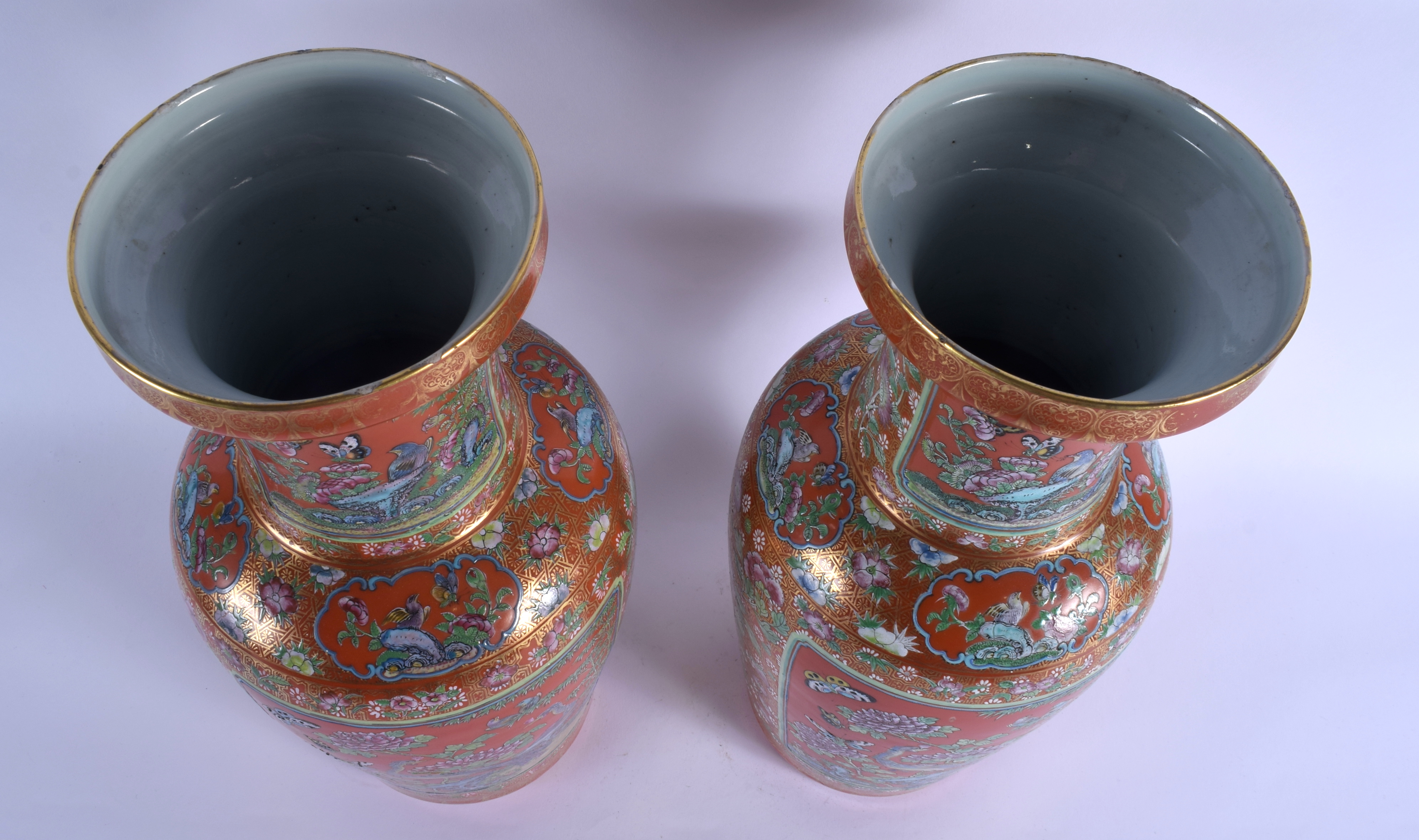 A FINE LARGE PAIR OF 19TH CENTURY CHINESE FAMILLE ROSE PORCELAIN ROULEAU VASES Daoguang, painted wit - Image 11 of 29