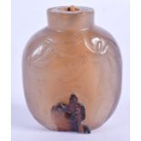 A VERY RARE CHINESE QING DYNASTY CARVED CAMEO AGATE SNUFF BOTTLE Attributed to the Suzhou School, of