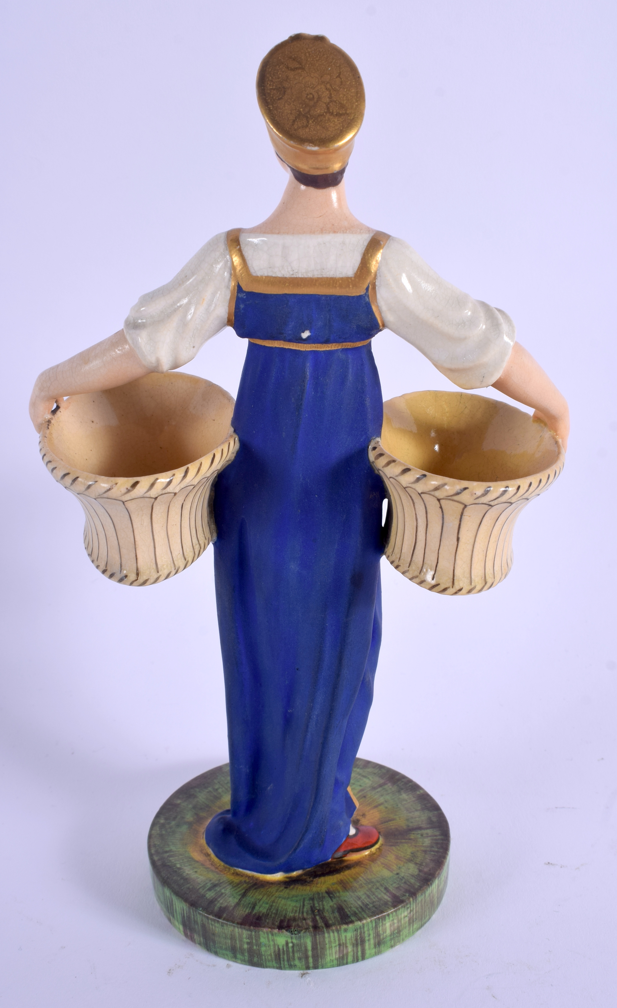 A VERY RARE EARLY 19TH CENTURY RUSSIAN PORCELAIN FIGURE OF A WOMEN probably Gardner Factory, Verbilk - Image 4 of 10
