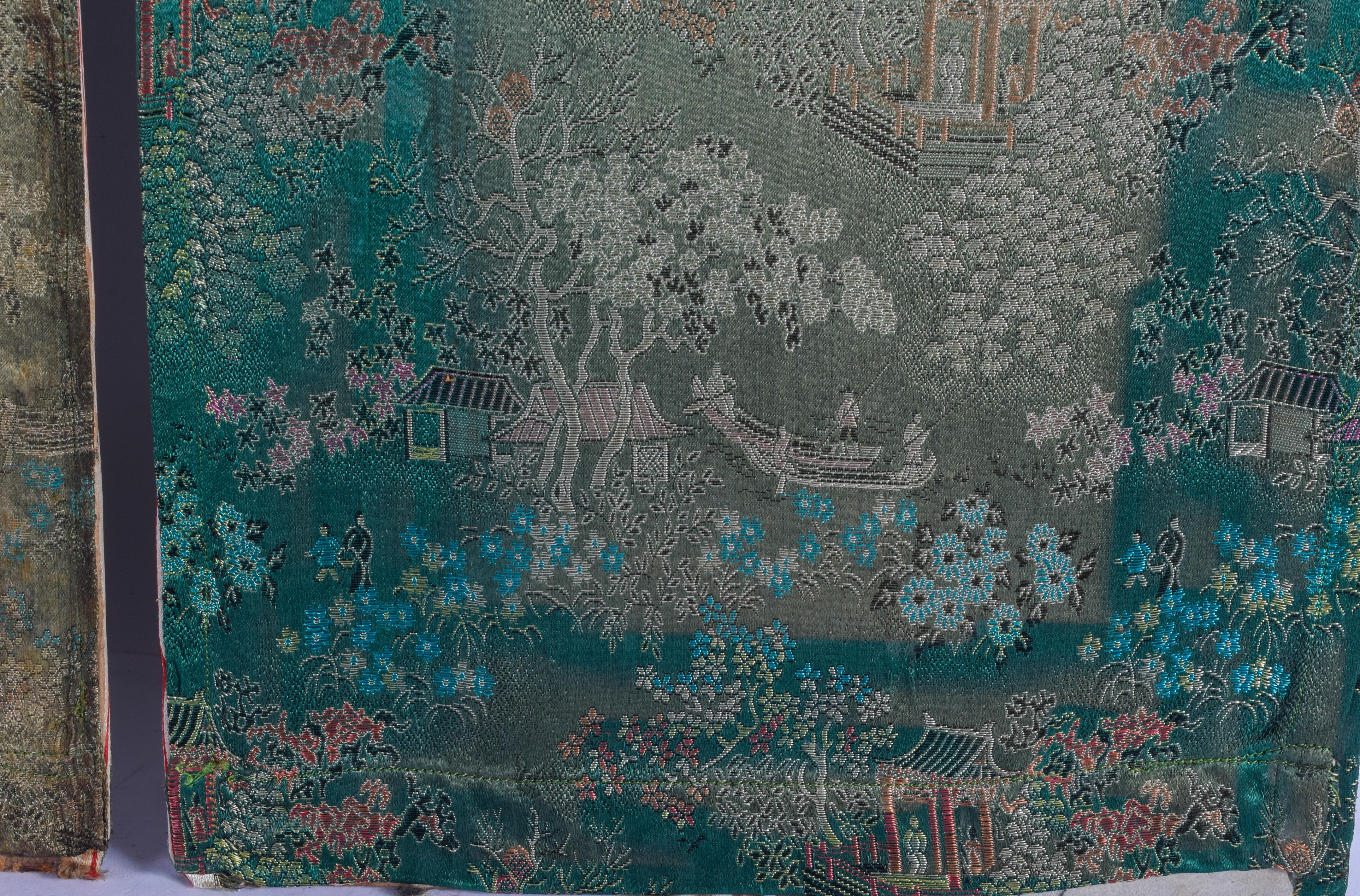 AN UNUSUAL PAIR OF EARLY 20TH CENTURY CHINESE DOUBLE SIDED SILK PANELS Late Qing/Republic 53 cm x 30 - Bild 14 aus 14