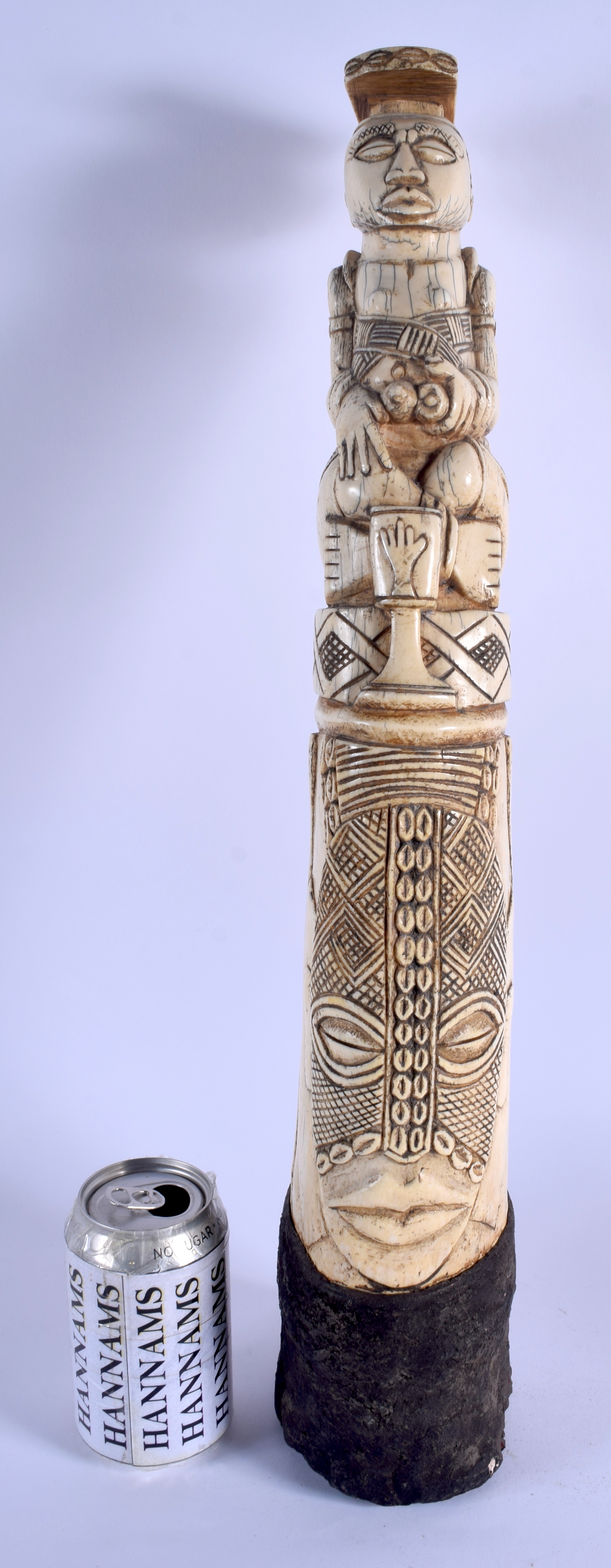 A VERY LARGE RARE 19TH CENTURY AFRICAN TRIBAL KUBA NDOP FIGURE possibly representing a portrait of K